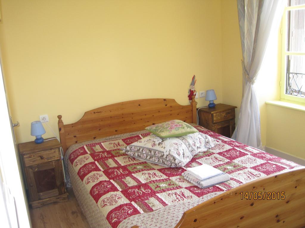 Hotel Le Commerce Neuville  Luaran gambar