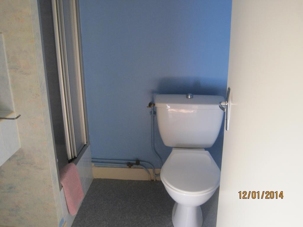 Hotel Le Commerce Neuville  Bilik gambar